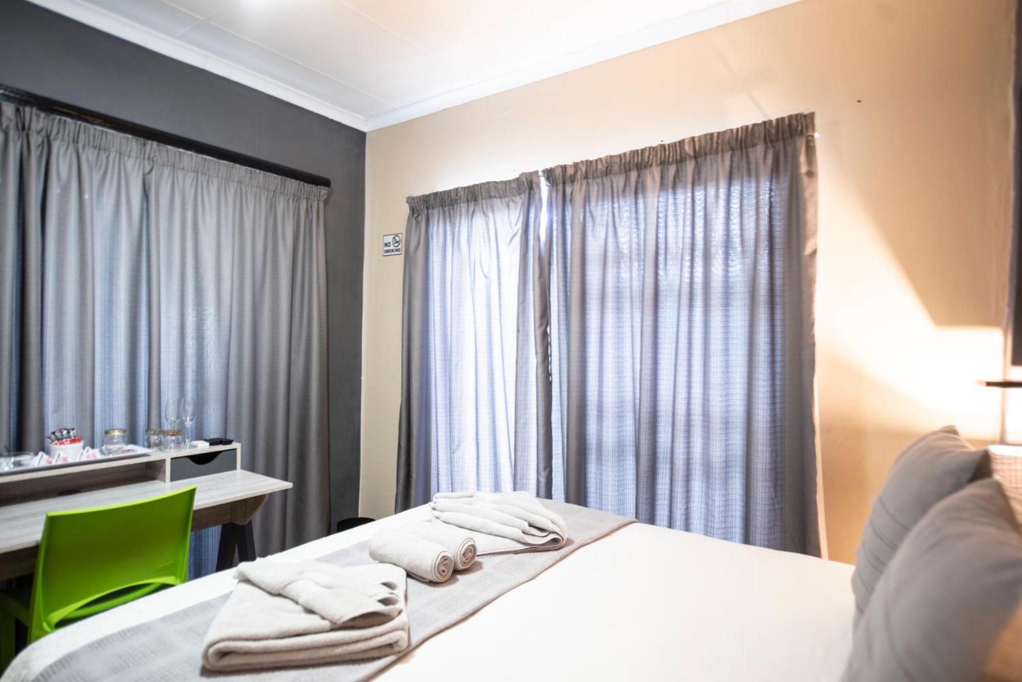 Meadowbrook Guesthouse Pretoria Ngoại thất bức ảnh